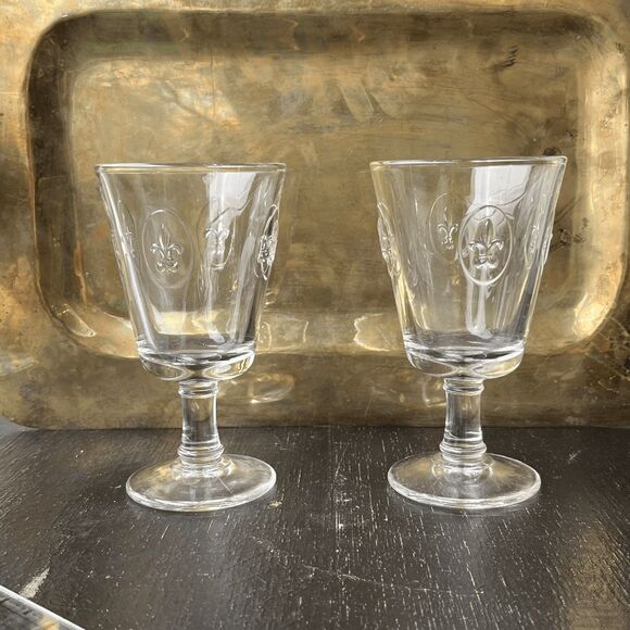 La Rochère Fleur-de-Lis French Wine Glasses Set of 2 - Vintage-Inspired - Picture 1 of 12